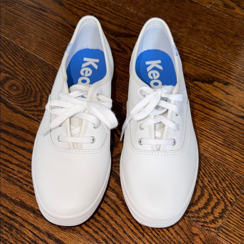 Keds Champion Originals Leather Lace Up 7.5W - Picture 3 of 9